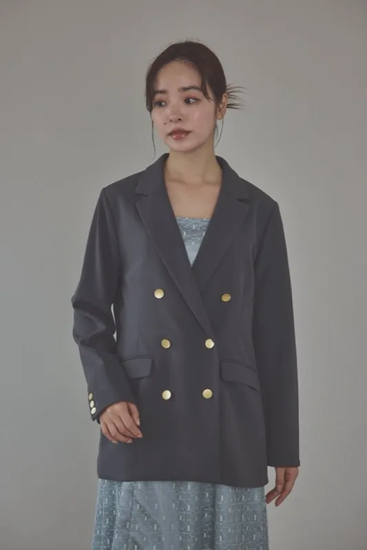 チャコールグレーのダブルジャケット