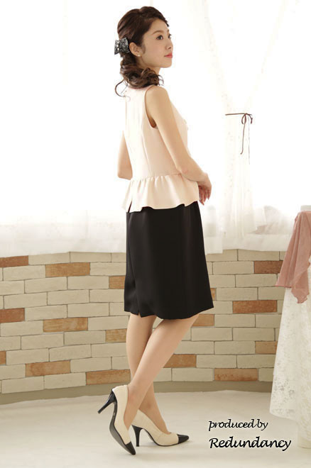 ホワイト×ブラックのツーピース風ペプラムドレス