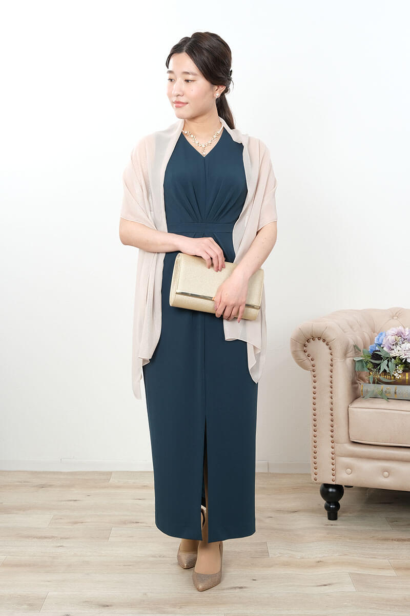 ベージュのシフォンストール