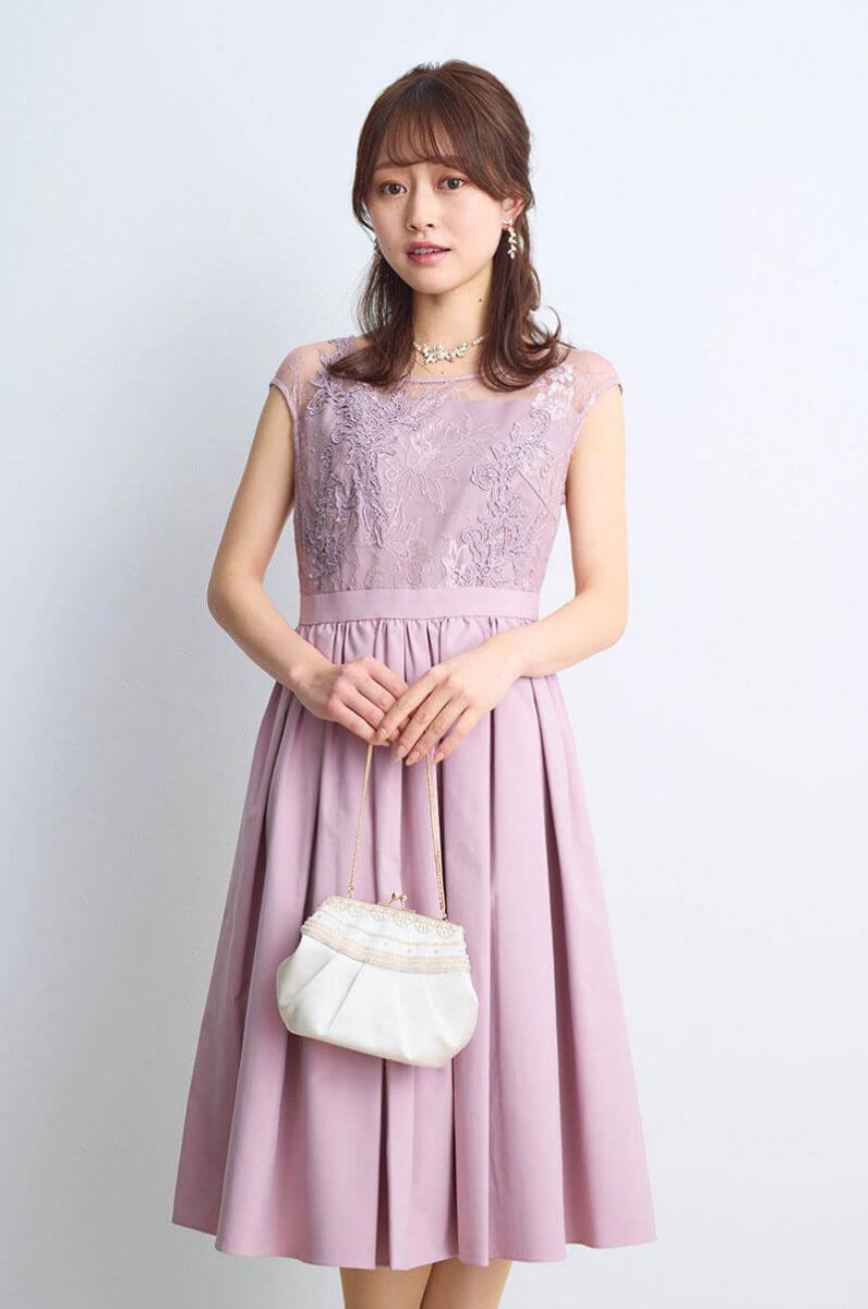 ゴールドのビジューロングイヤリング