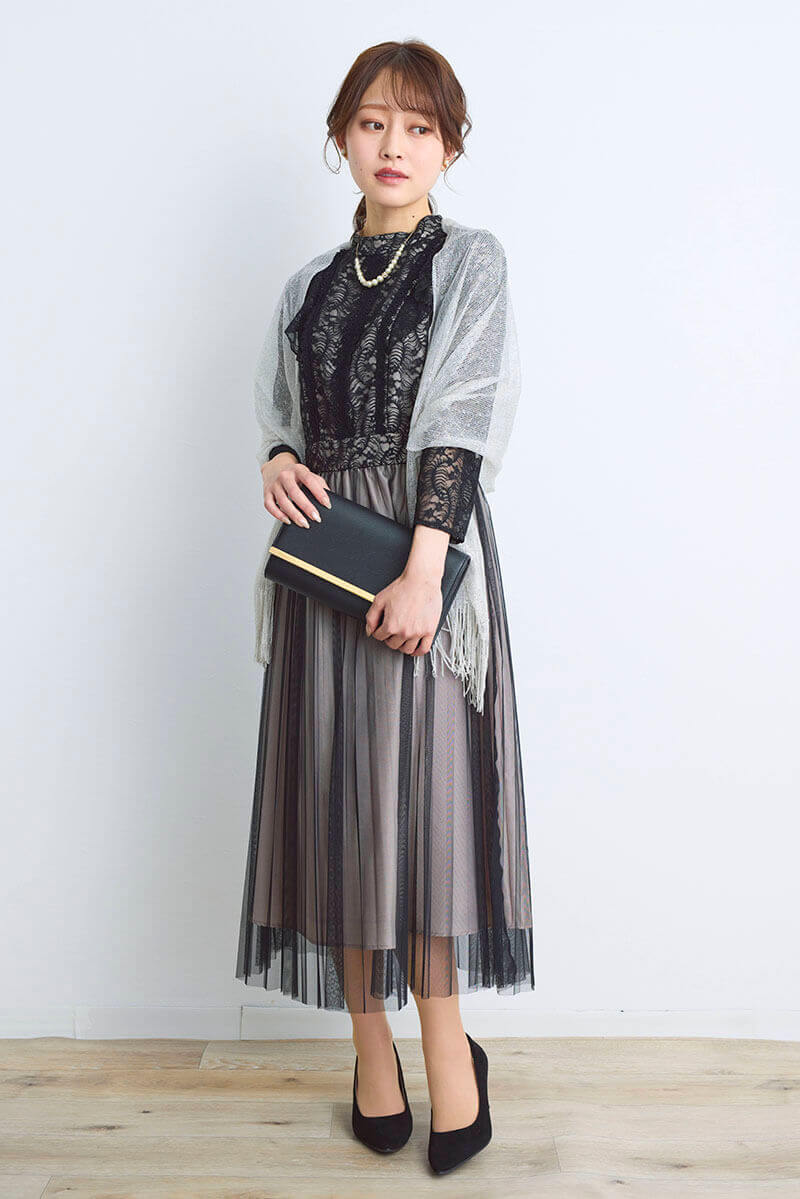 ゴールドチェーンのパール×ビジューボールネックレス