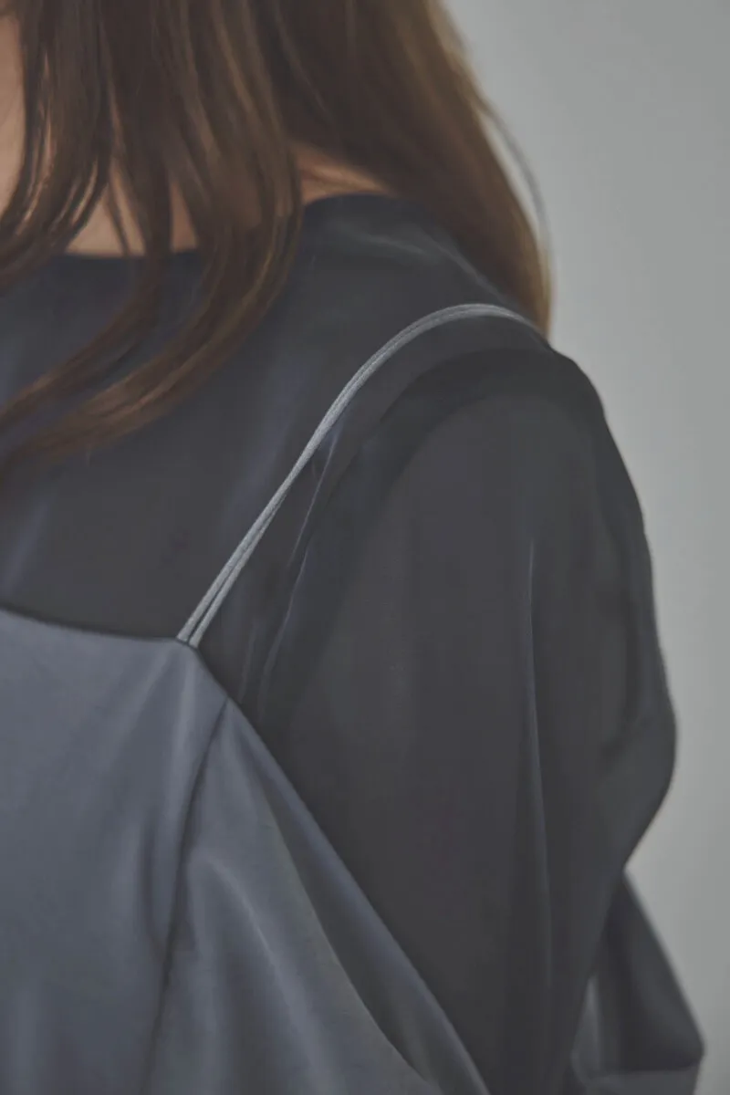 ネイビーのシャンブレーレイヤードリボンドレス