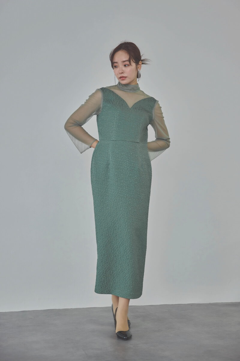 グリーンのチュールコンビジャガードドレス