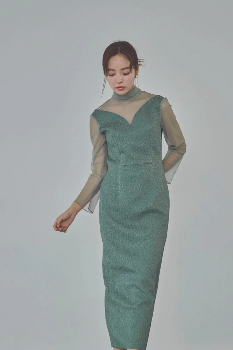 グリーンのチュールコンビジャガードドレス