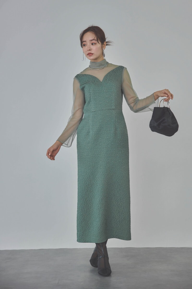 グリーンのチュールコンビジャガードドレス