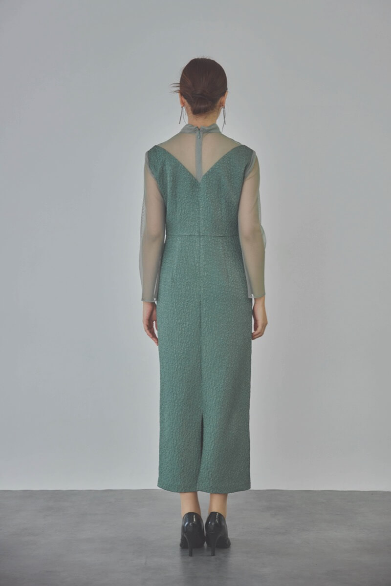 グリーンのチュールコンビジャガードドレス