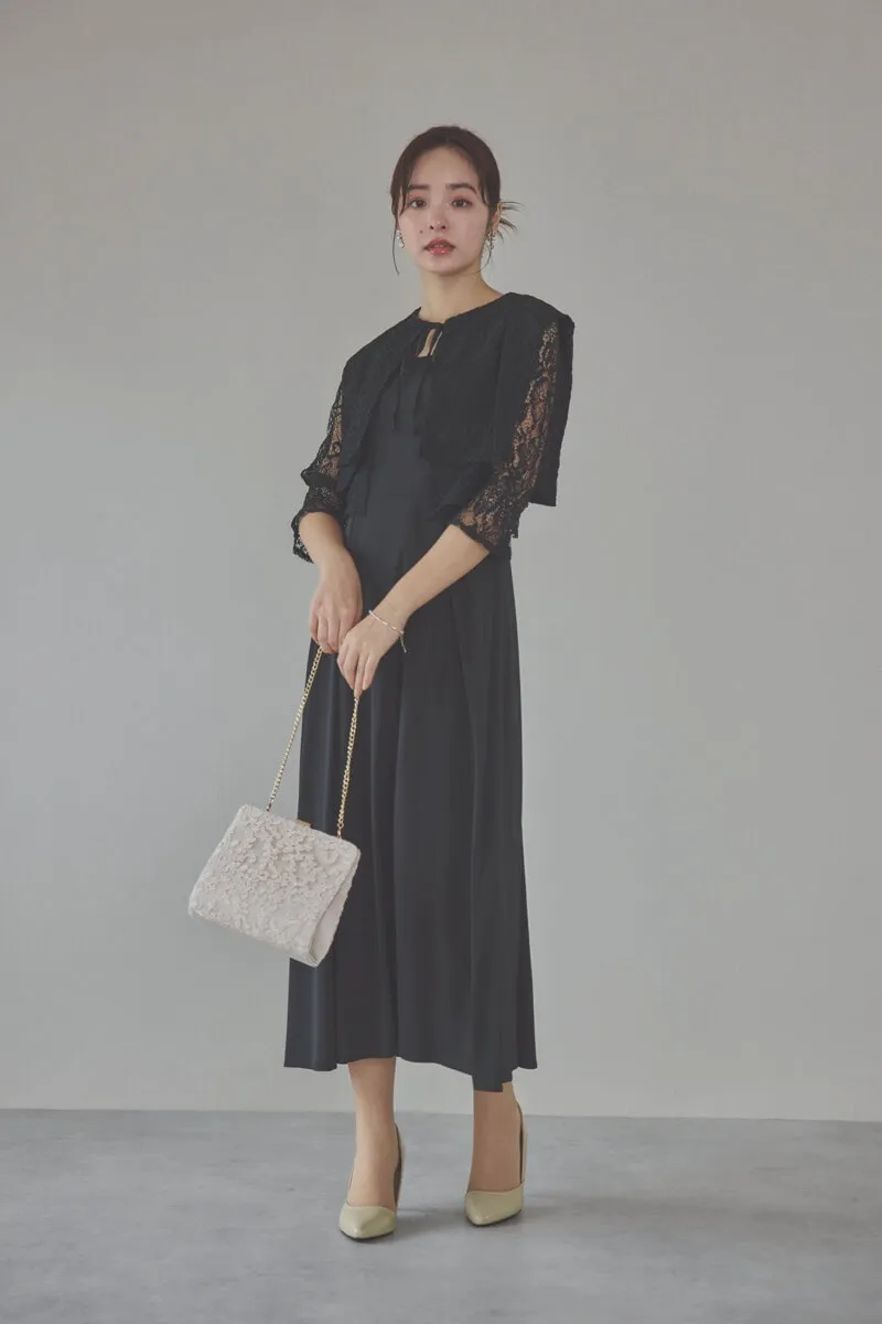 ブラックのレースボレロセットキャミソールドレス