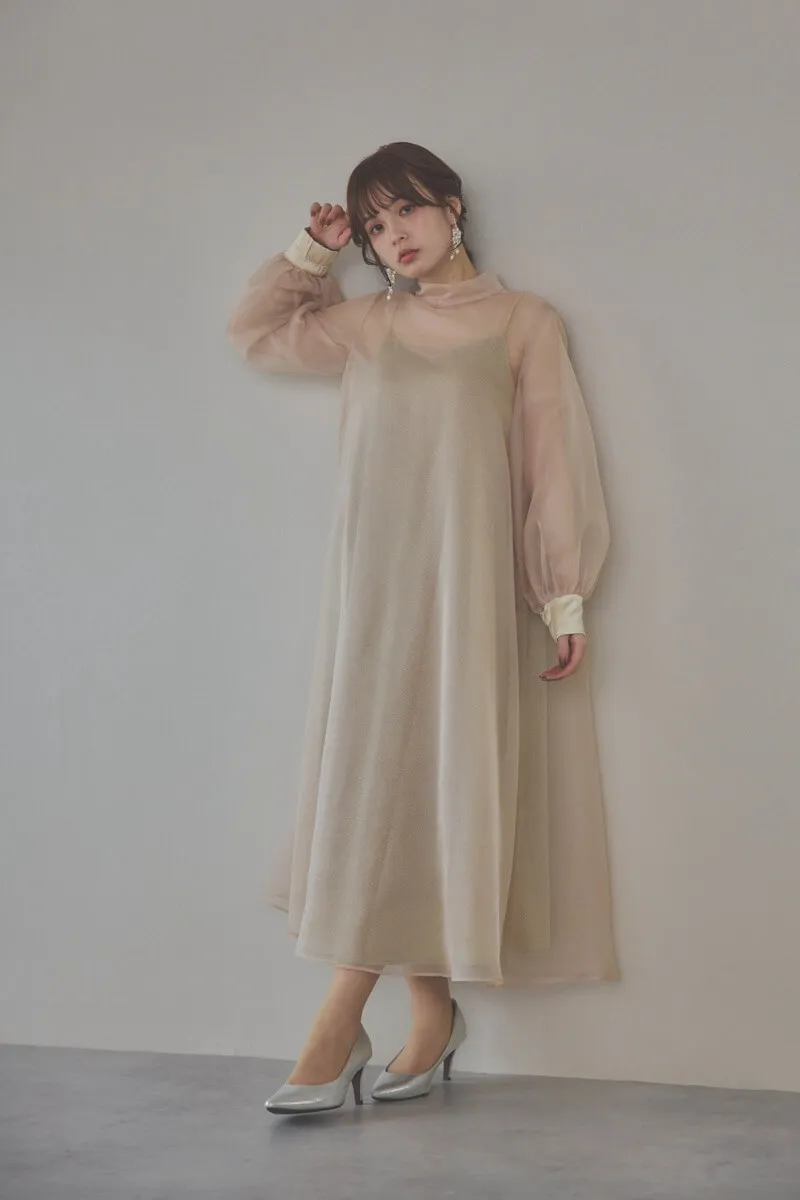 イエローのマットカルゼオーガンドレス