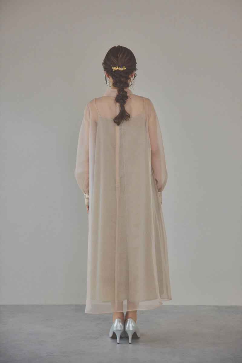 イエローのマットカルゼオーガンドレス