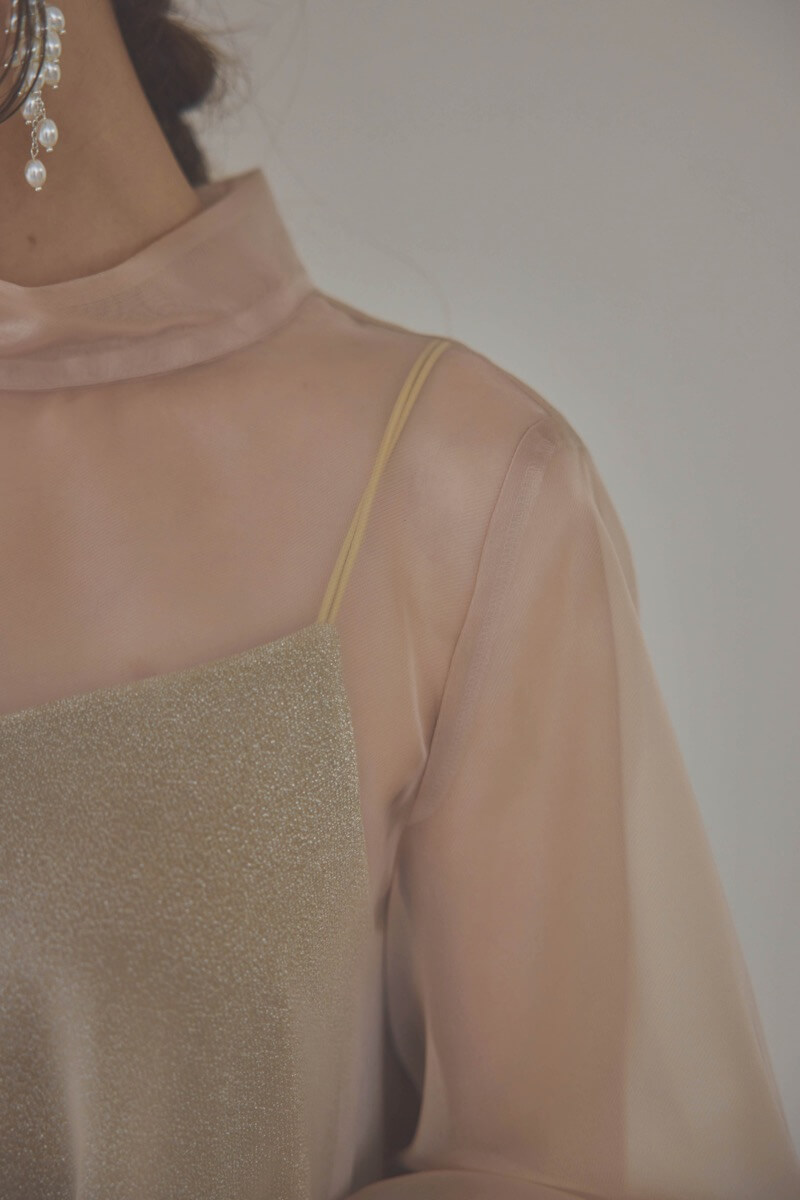 イエローのマットカルゼオーガンドレス