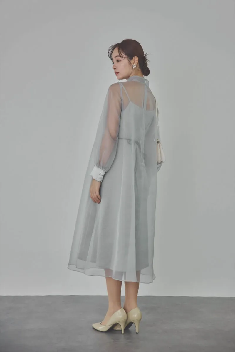 サックスのマットカルゼオーガンドレス