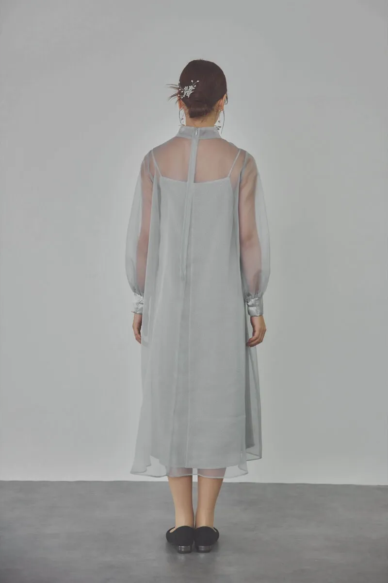 サックスのマットカルゼオーガンドレス