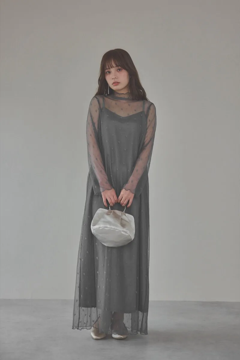 ミントのロングスリーブチュールドレス