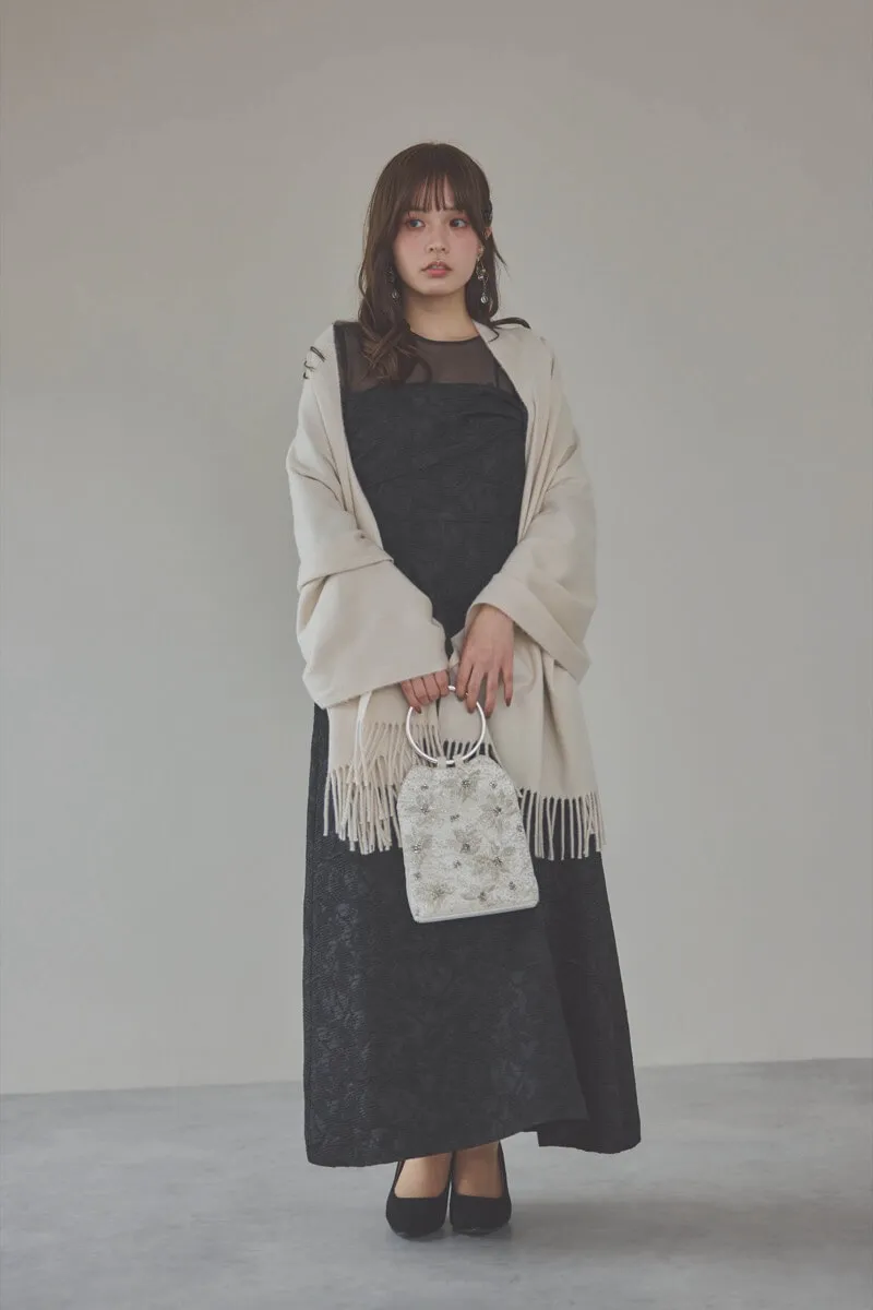 ブラックのアシンメトリーバックリボンドレス