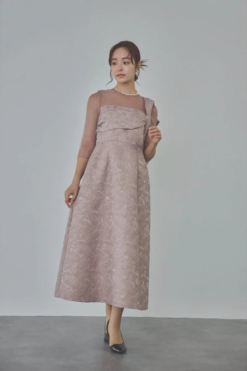 ダスティピンクのリボンモチーフジャガードドレス
