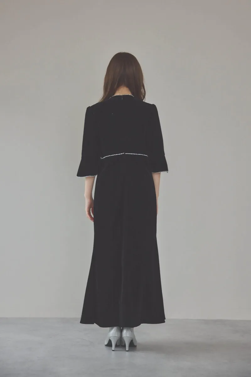 ブラックのヴィンテージビジューパール付きベロア風ドレス