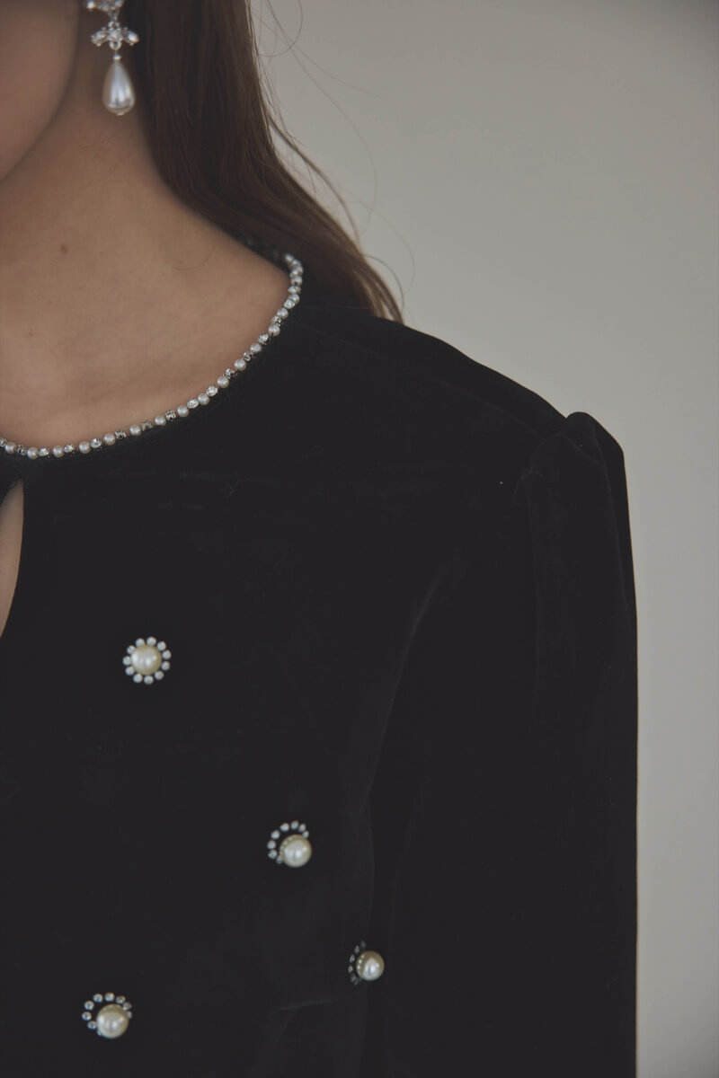 ブラックのヴィンテージビジューパール付きベロア風ドレス