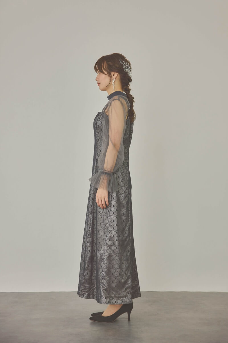 チャコールグレーのチュールボレロ幾何学レースドレス