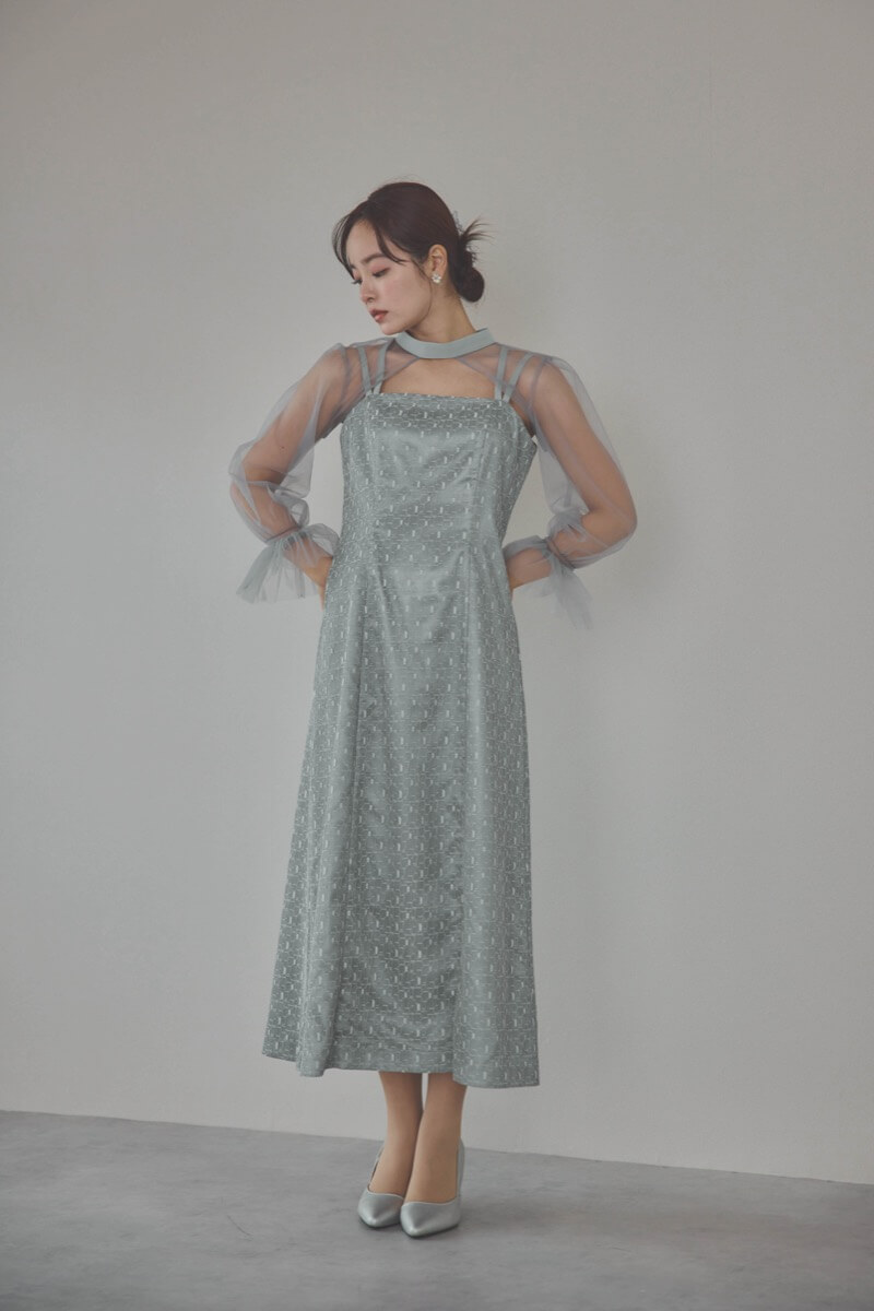 グレーのチュールボレロ幾何学レースドレス