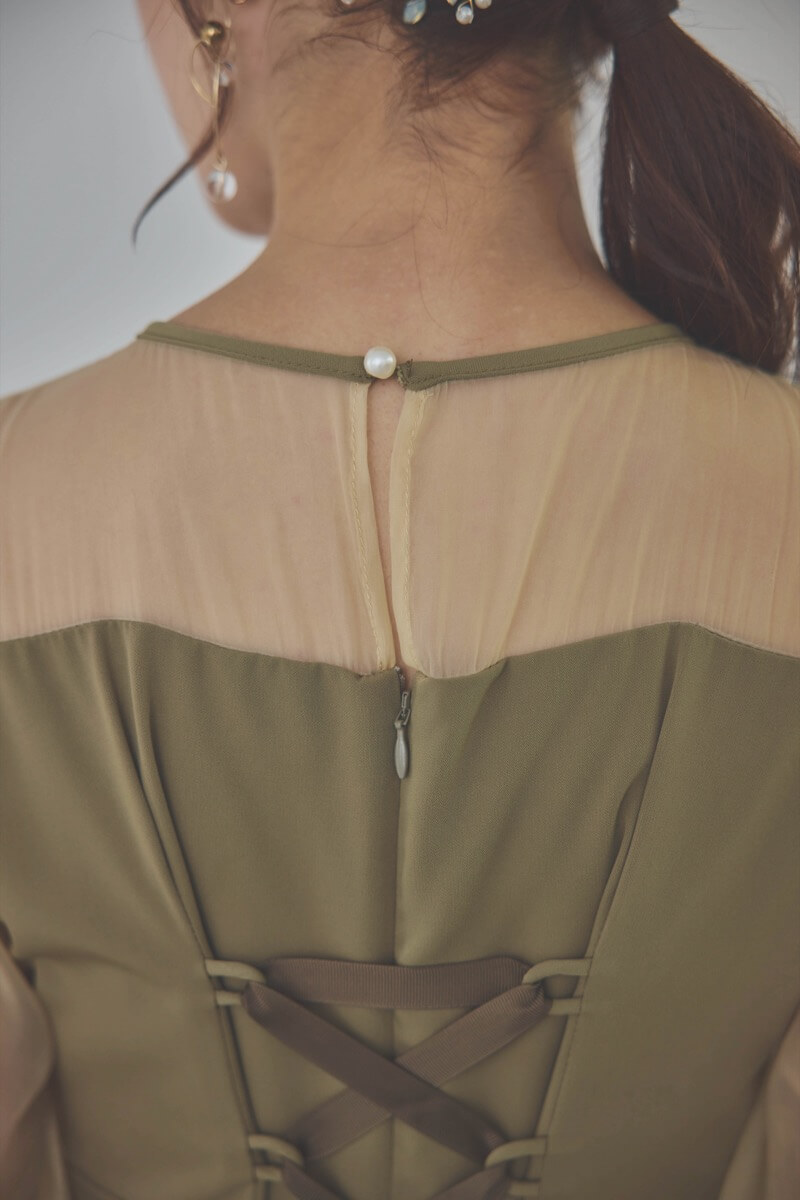 カーキのビスチェデザインコクーンドレス