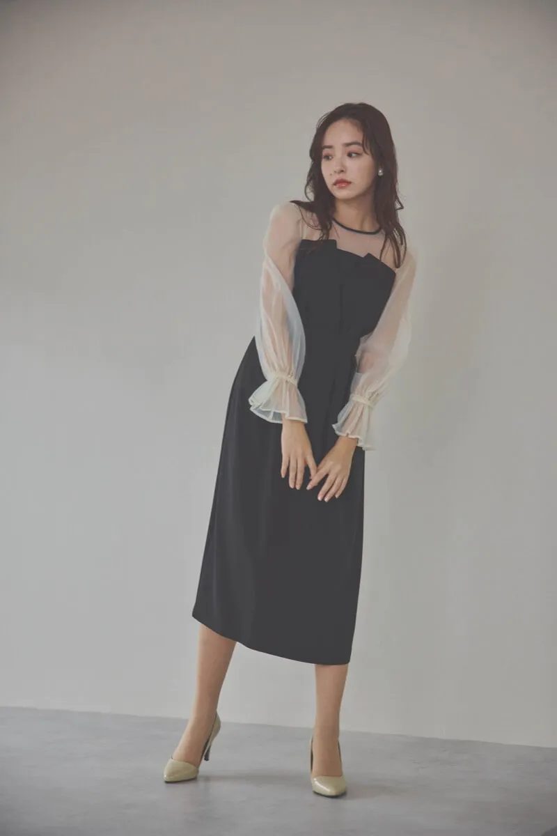 ブラックのビスチェデザインコクーンドレス