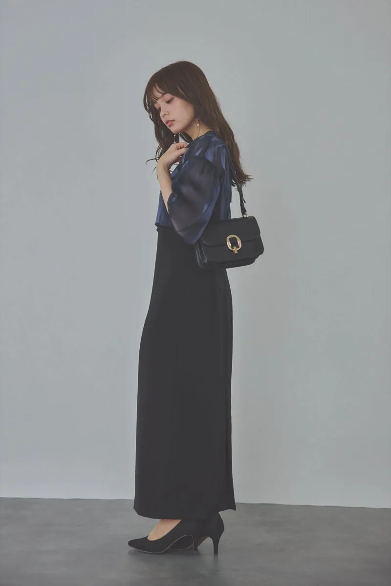 ネイビーのレイヤードコンビネーションドレス