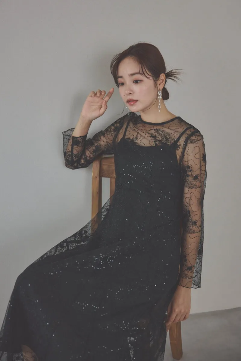 ブラックのスパンコールエンブロイダリーAラインドレス