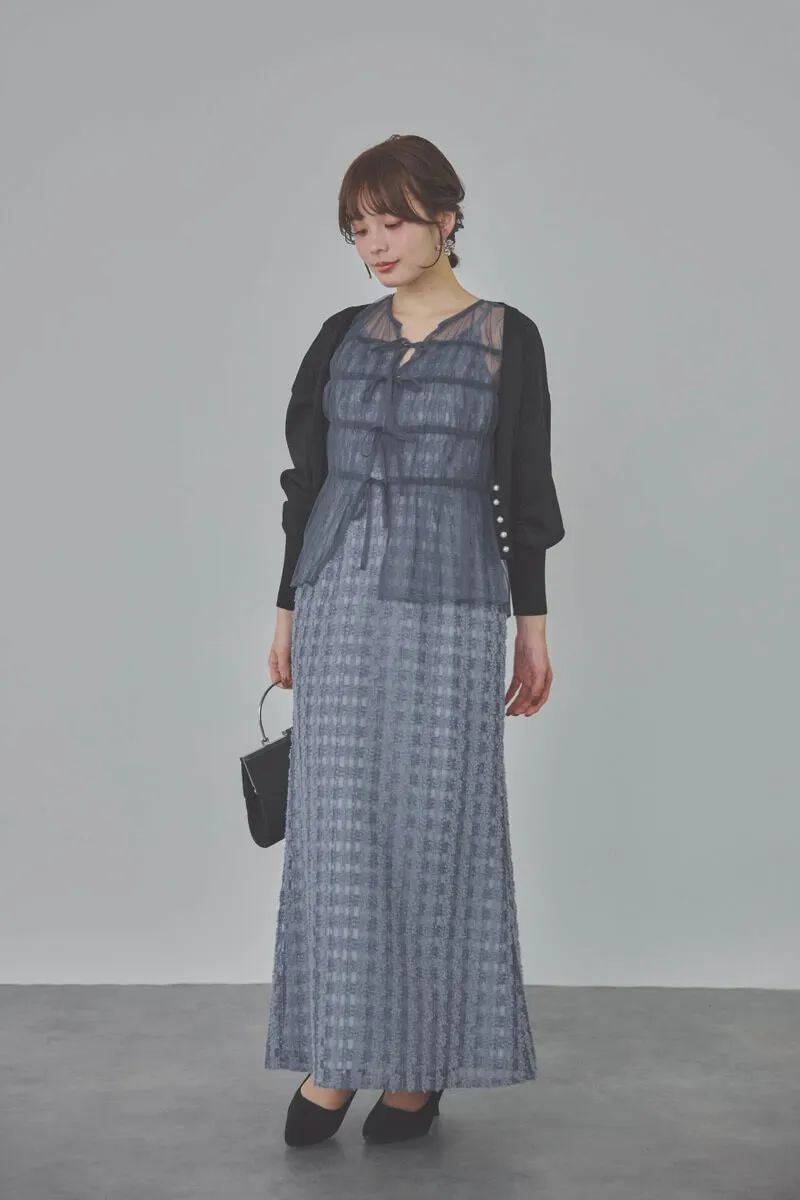 ブルーのチュールブラウス×ラメツイードドレス
