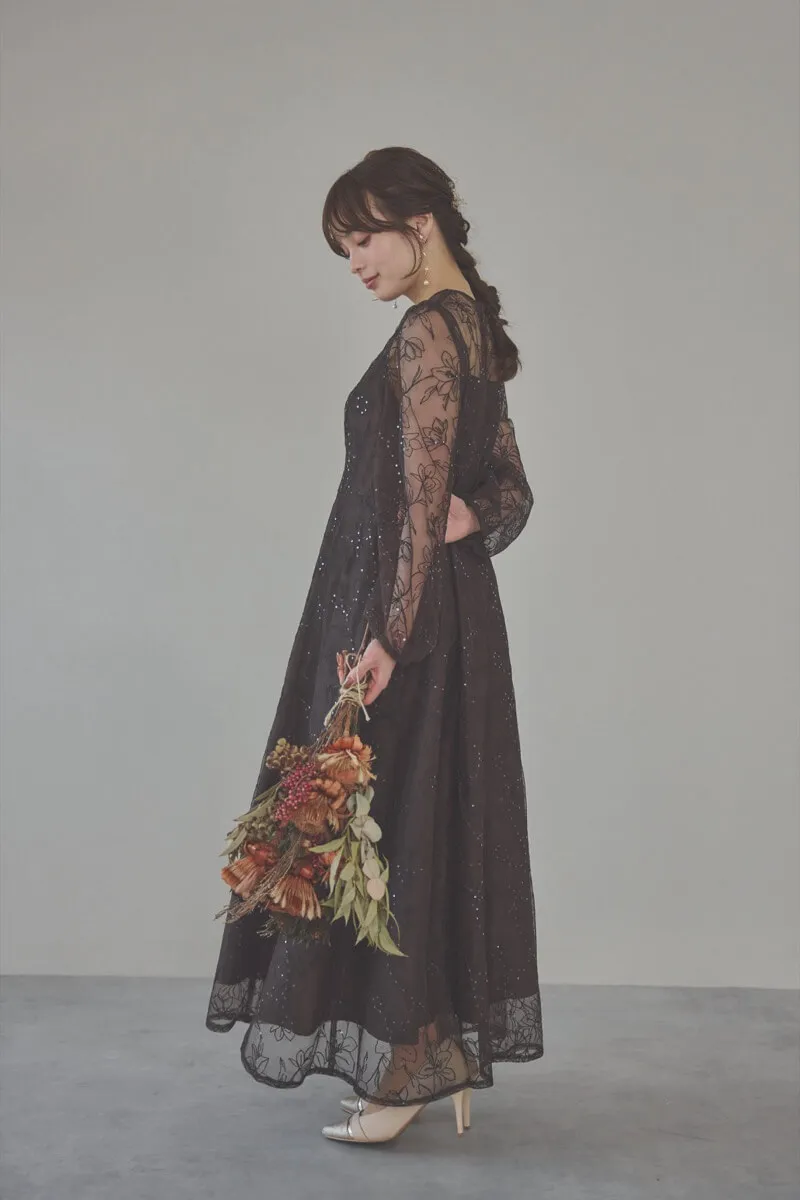 ブラウンのスパンコール刺繍ドレス