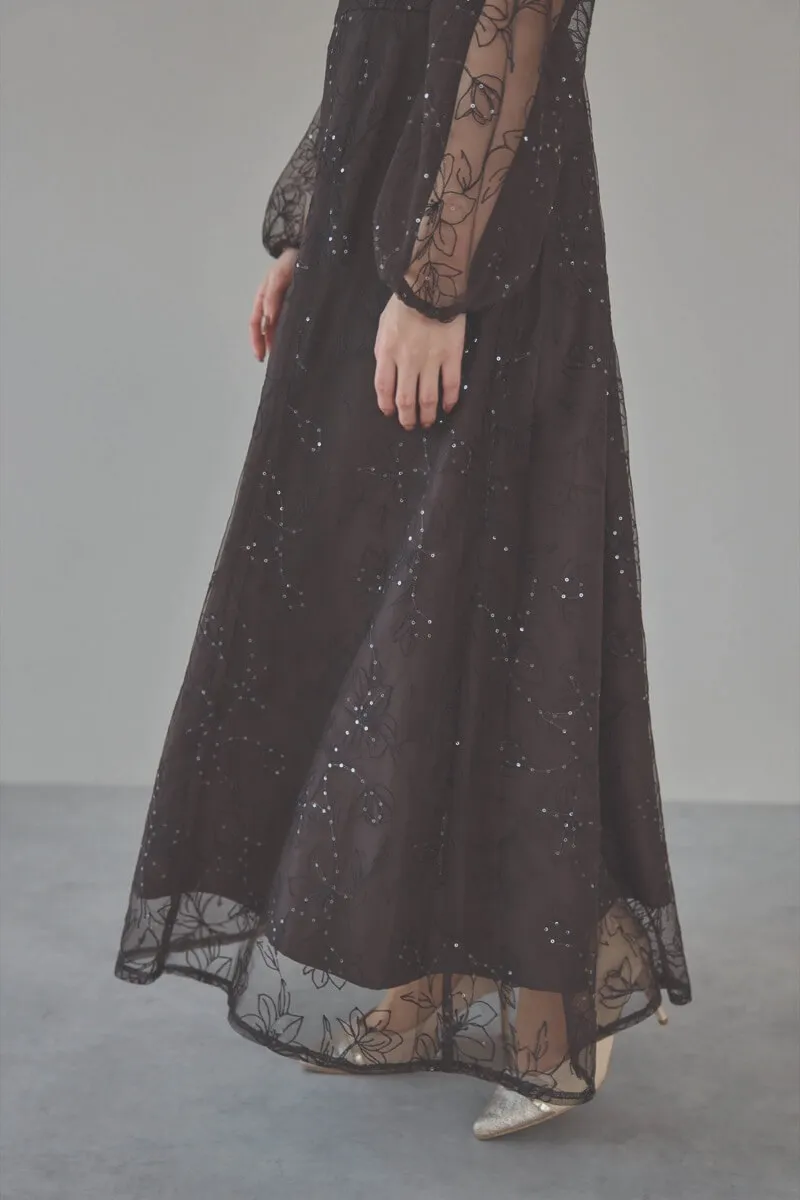 ブラウンのスパンコール刺繍ドレス