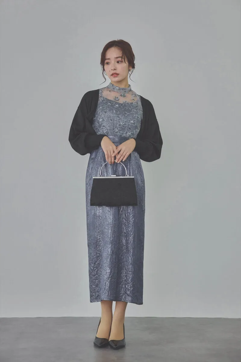 ブルーの刺繍トップス付きシャイニードレス