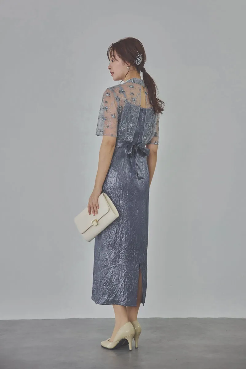 ブルーの刺繍トップス付きシャイニードレス