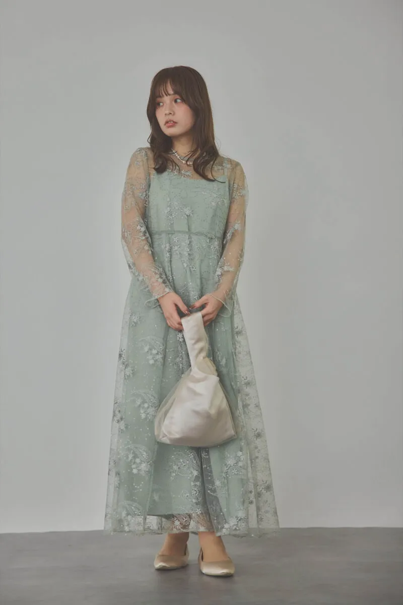 ミントのスパンコールエンブロイダリーAラインドレス