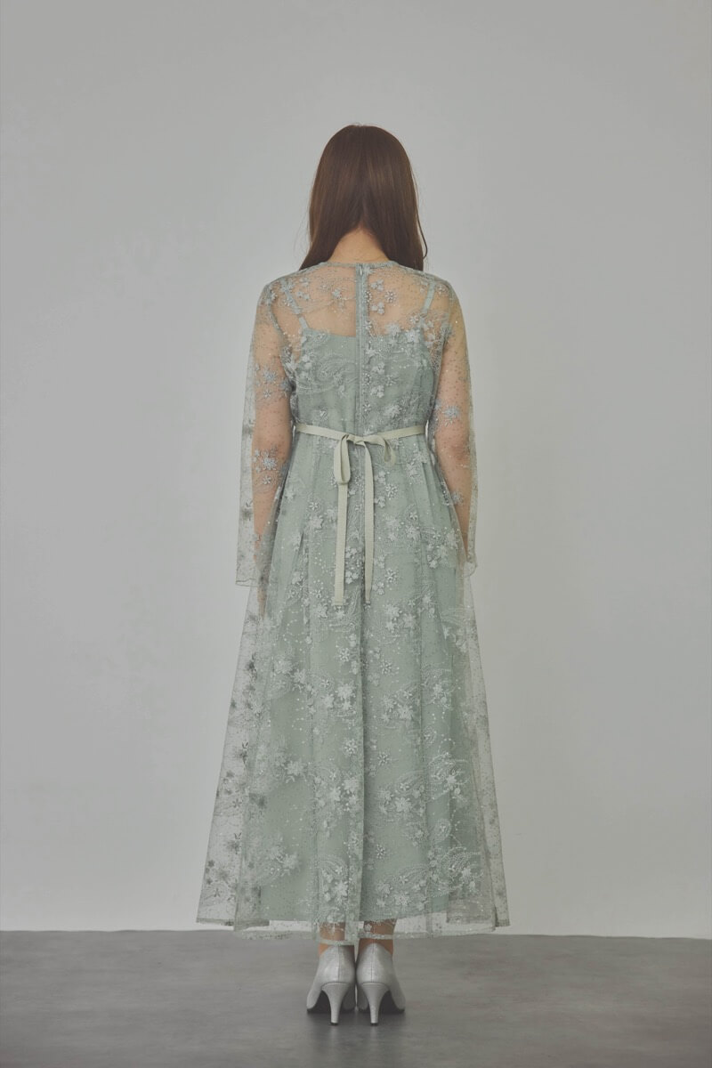 ミントのスパンコールエンブロイダリーAラインドレス