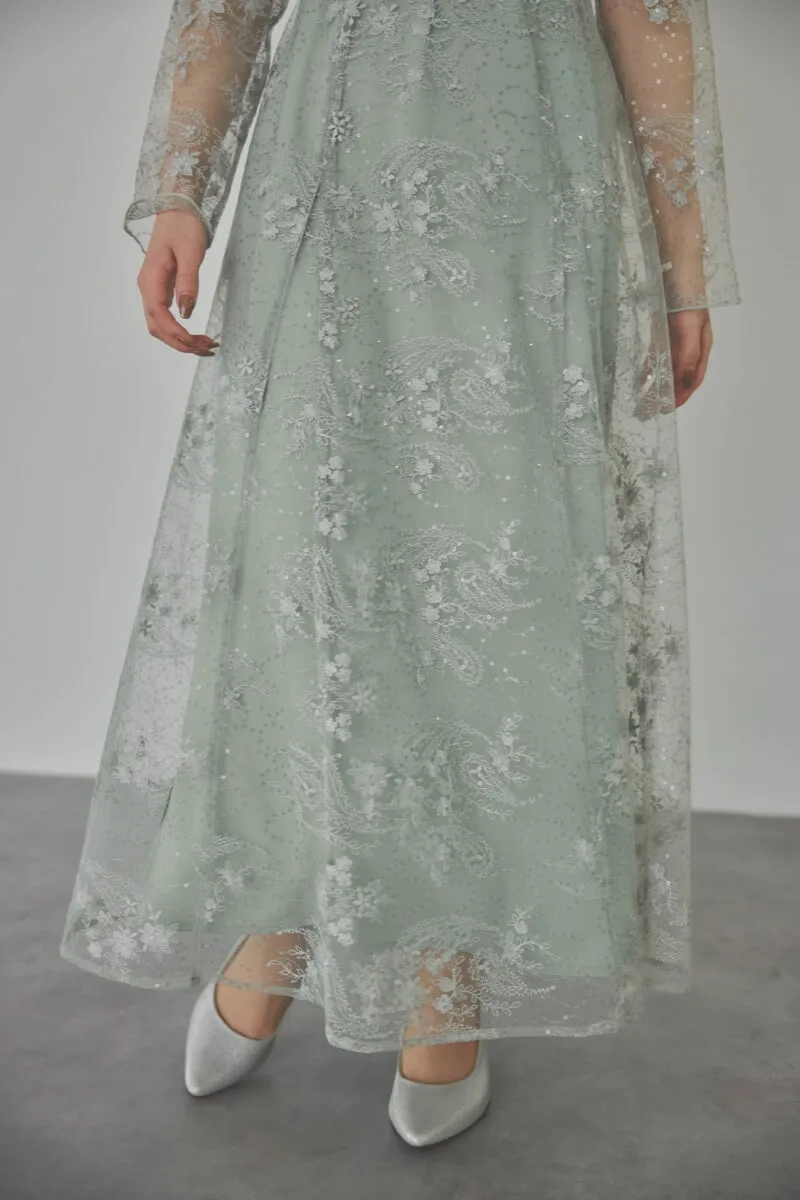 ミントのスパンコールエンブロイダリーAラインドレス