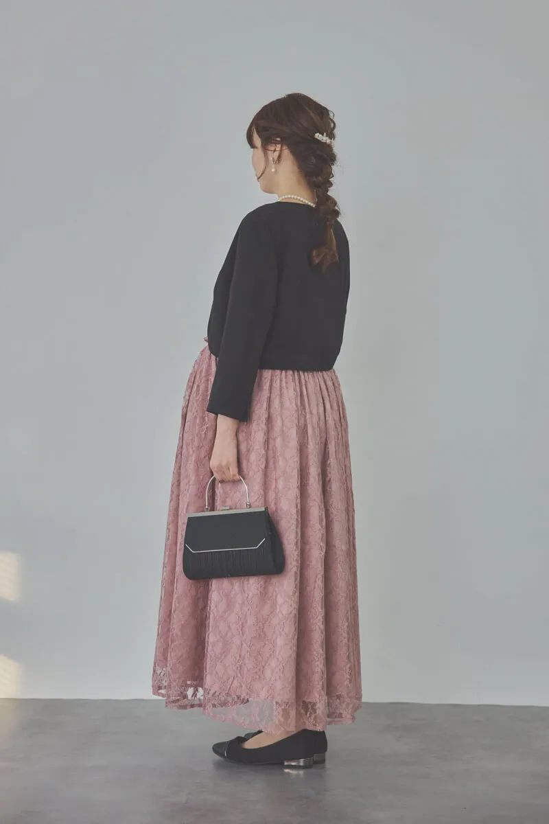 モーヴピンクの授乳口付き総レースドレス