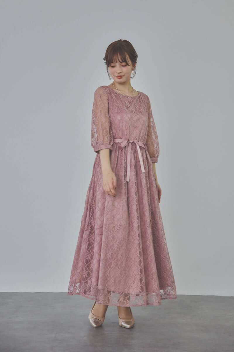 モーヴピンクの授乳口付き総レースドレス