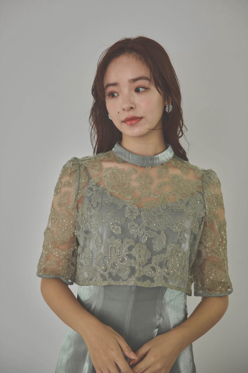 グリーンのスパンコールトップスセットドレス