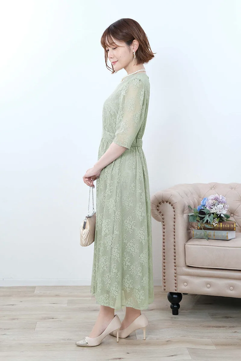ライトグリーンのフラワーブーケレースドレス