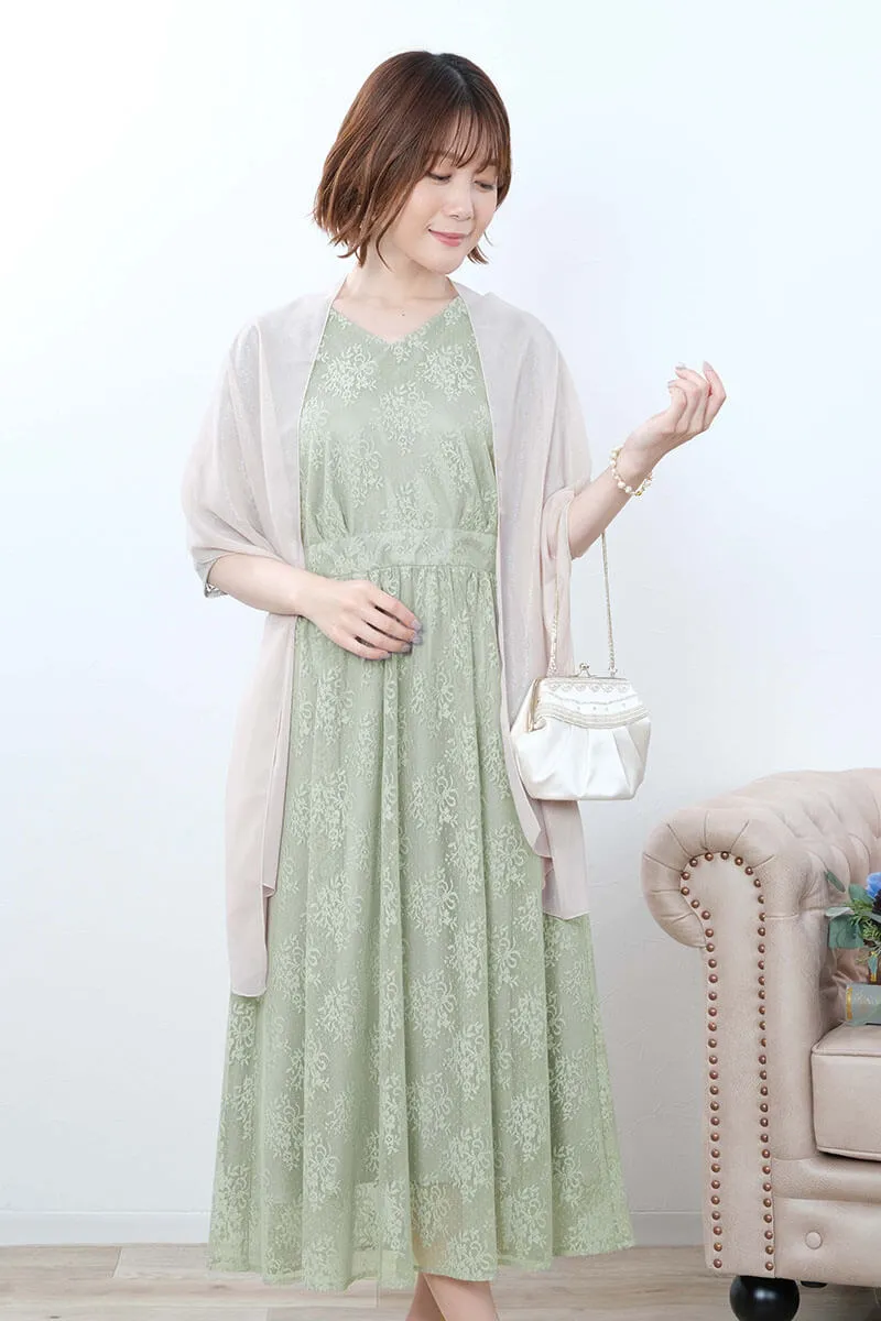 ライトグリーンのフラワーブーケレースドレス