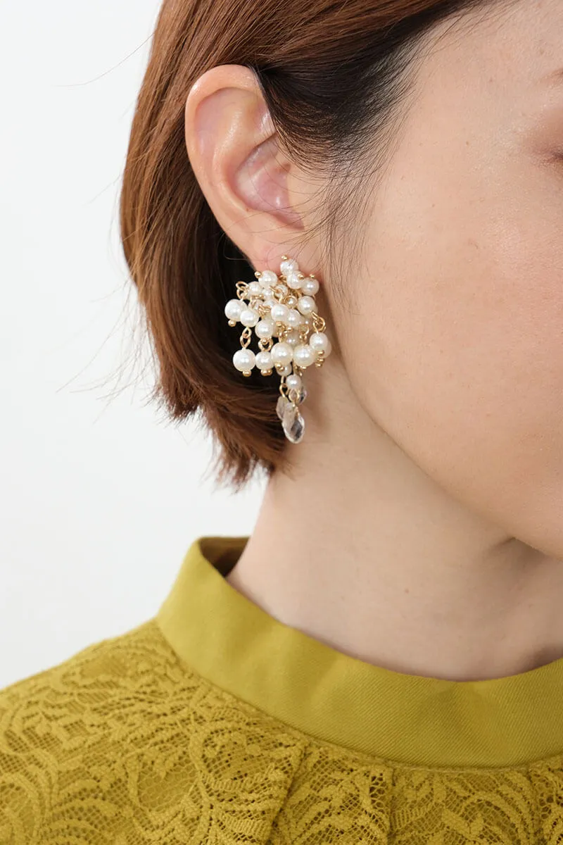 シャンデリアパールのボリュームイヤリング