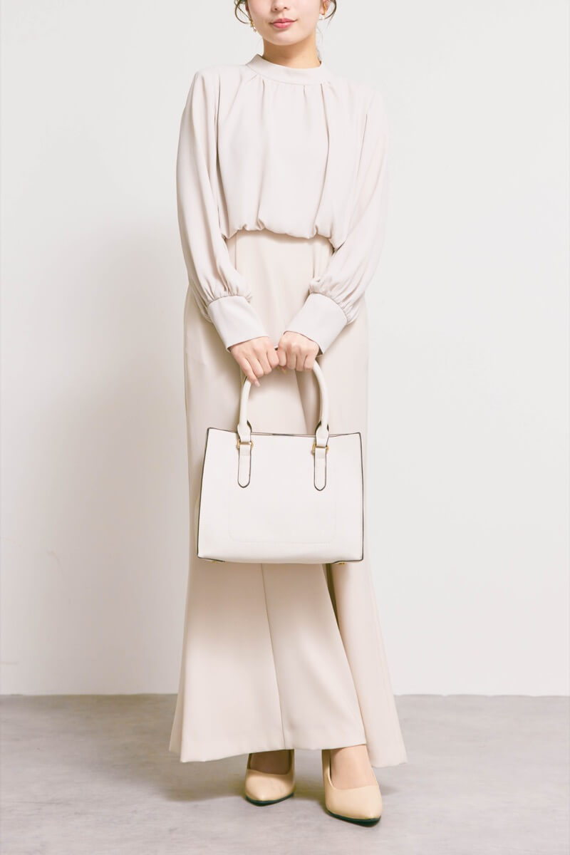 ベージュのシフォンドッキングマーメイドワンピース