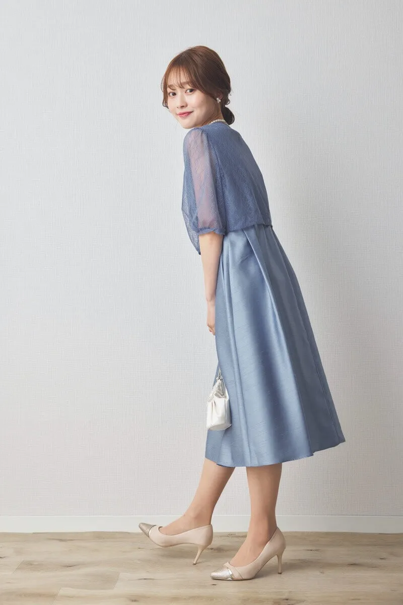 ブルーのレースボレロ付きシャンタンドレス