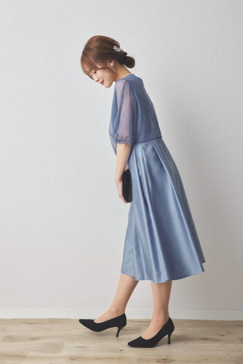 ブルーのレースボレロ付きシャンタンドレス