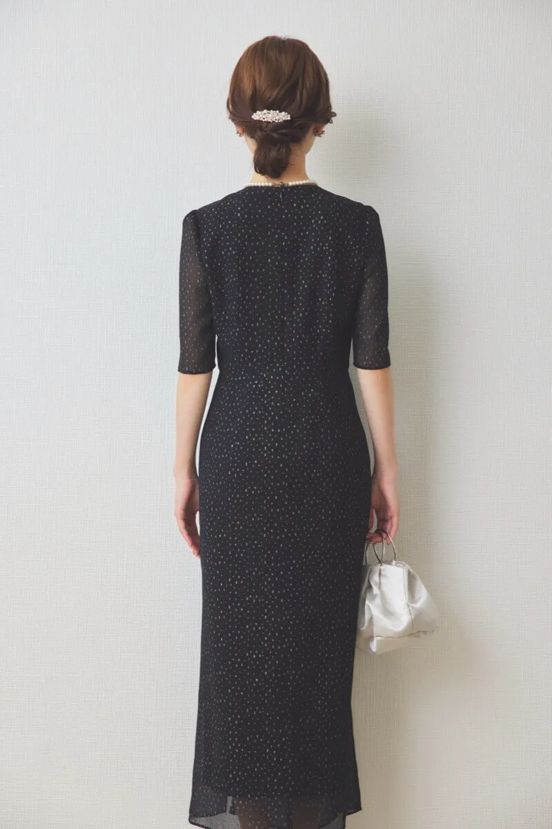 ブラックのラメドビースリットドレス