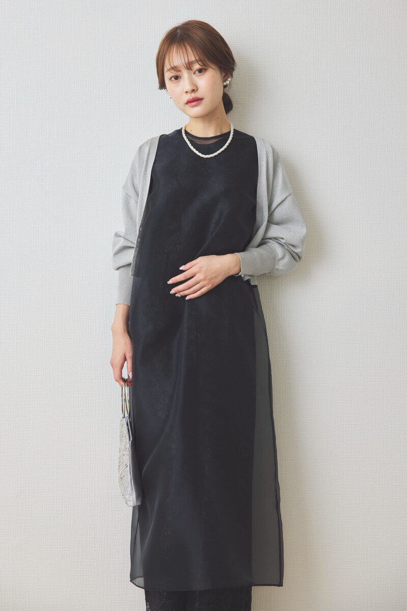 ブラックのシアーレイヤードオールインワンドレス