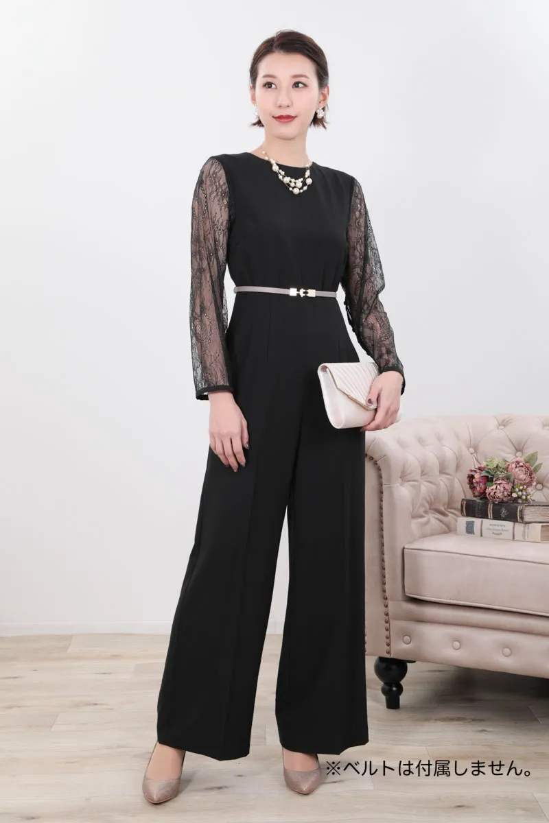 ブラックのレーススリーブバックオープンパンツドレス