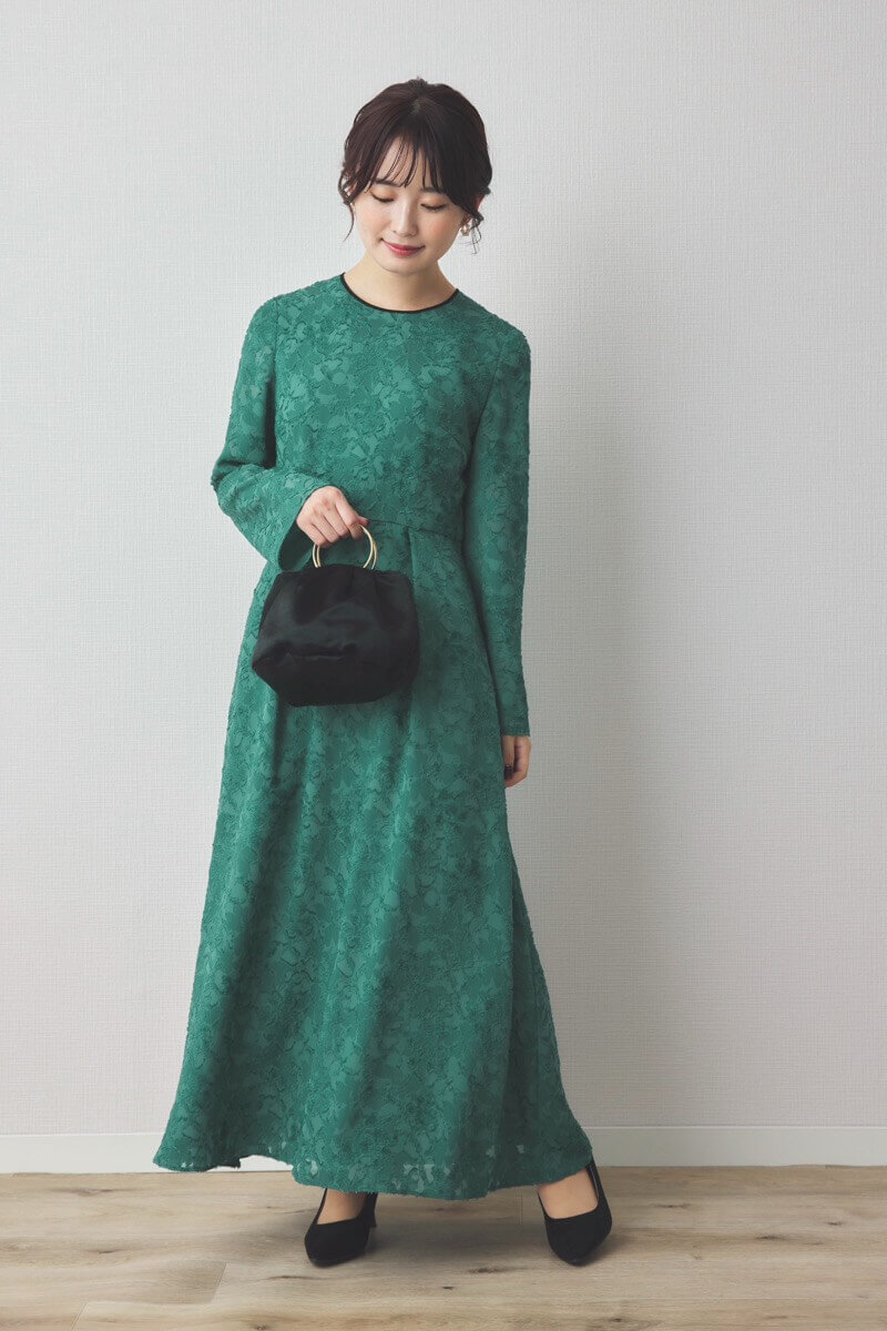 グリーンのジャガードフレアドレス