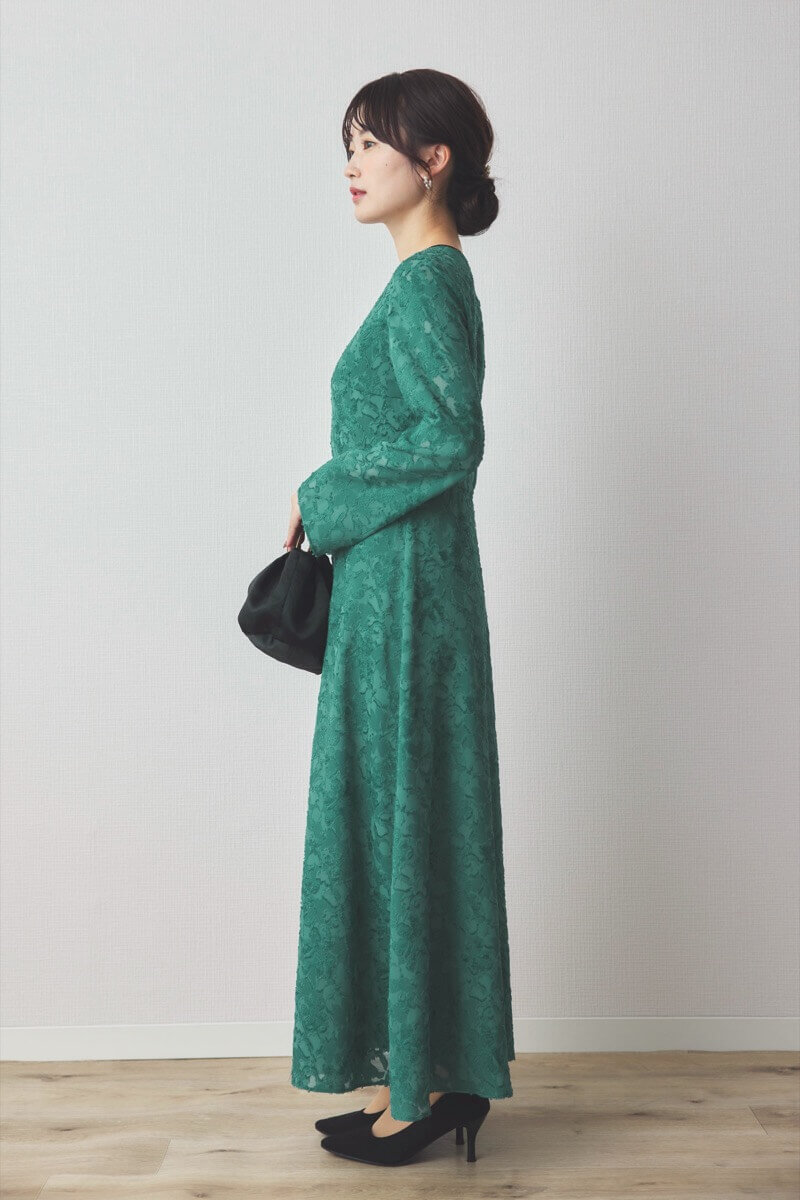 グリーンのジャガードフレアドレス