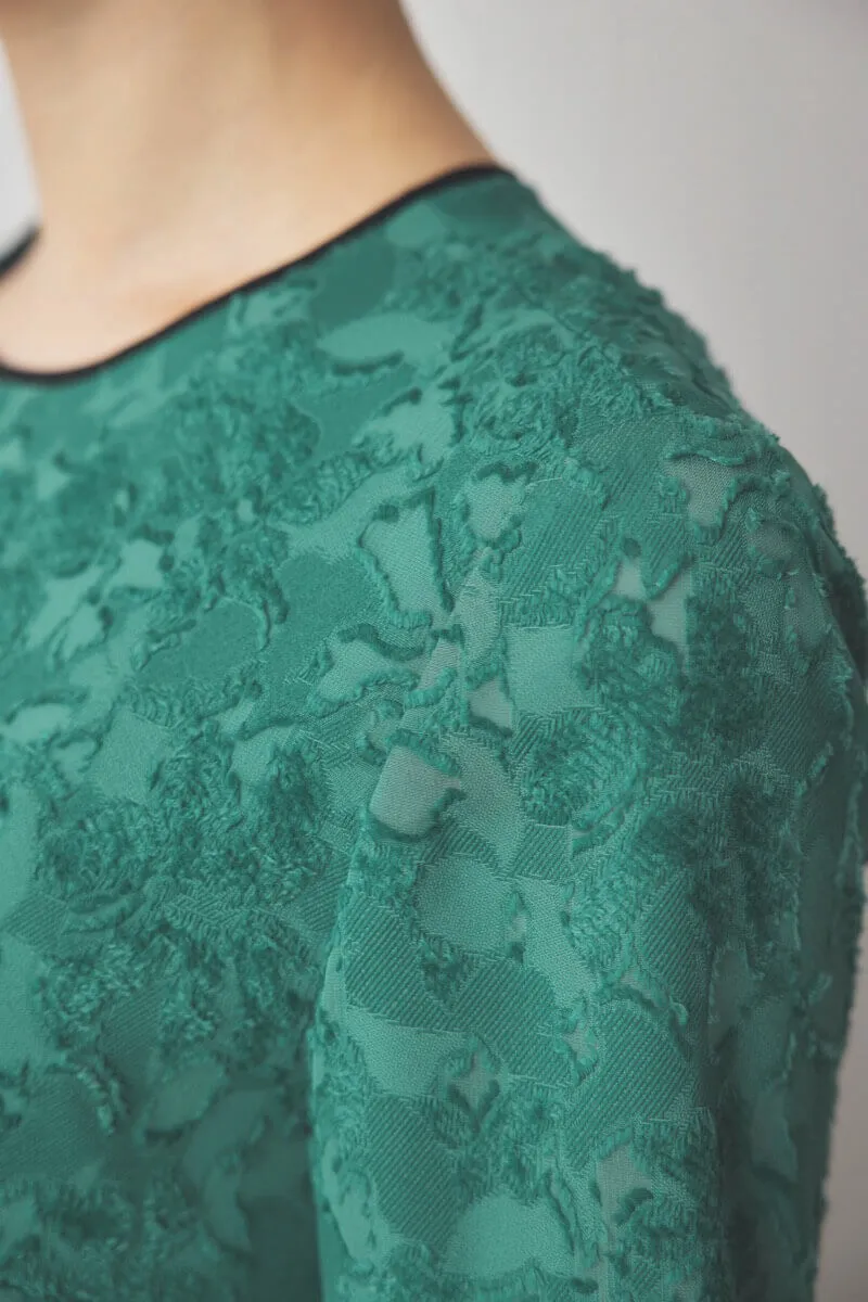 グリーンのジャガードフレアドレス